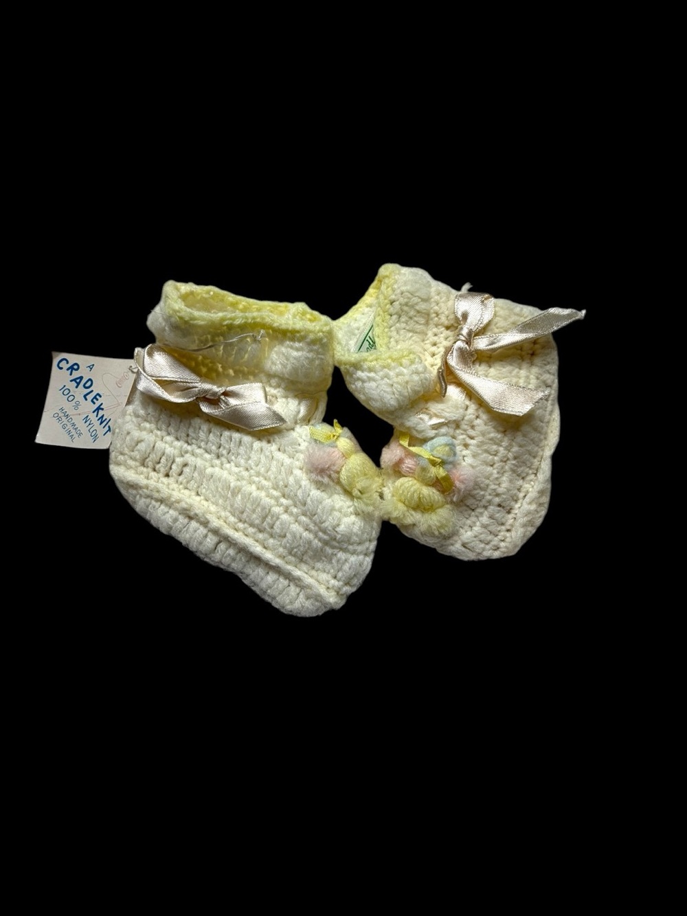 Cradle Knit 60s Vtg Baby Booties NWT Cream Crochet Pom Pom Ribbon Deadstock